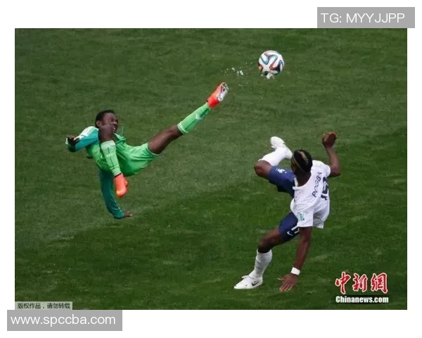 《功夫足球中那些令人印象深刻的外国球星及其精彩表现》